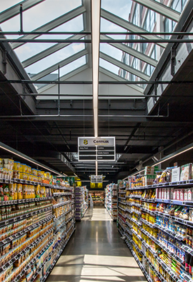 Cermak Fresh Market at The Fields creates a pleasant shopping experience with natural light
