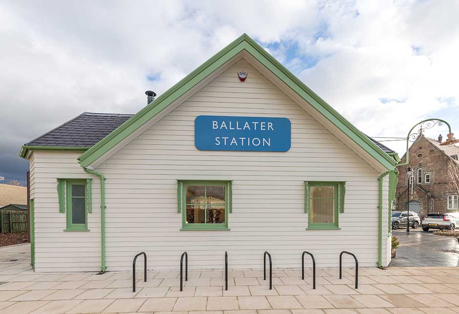 Het koninklijke treinstation in Ballater, Engeland