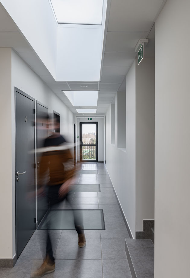 VELUX Modular Rooflights – Monolight – office building – interior view