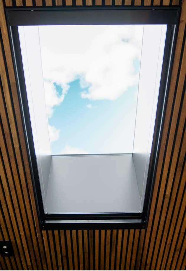 Modułowe świetliki dachowe VELUX Monolight - widok wnętrza