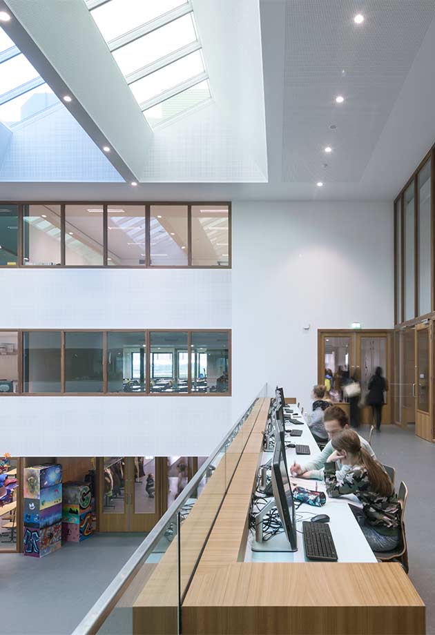 Rooflight solution with Ridgelight 25-40˚ and Longlight 5-30˚ modules, Merlet college, Cuijk, The Netherlands