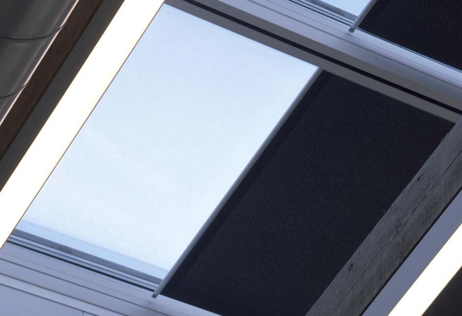 Pasmo świetlne — rozwiązanie jednospadowe na dachu płaskim